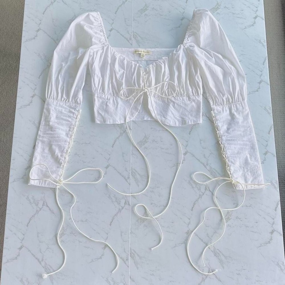 Romantic white puff sleeve tie crop top XS-S - Picture 2 of 4